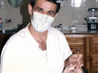 Анис Апазао, черкес из Сирии, открыл в Майкопе стоматологический кабинет